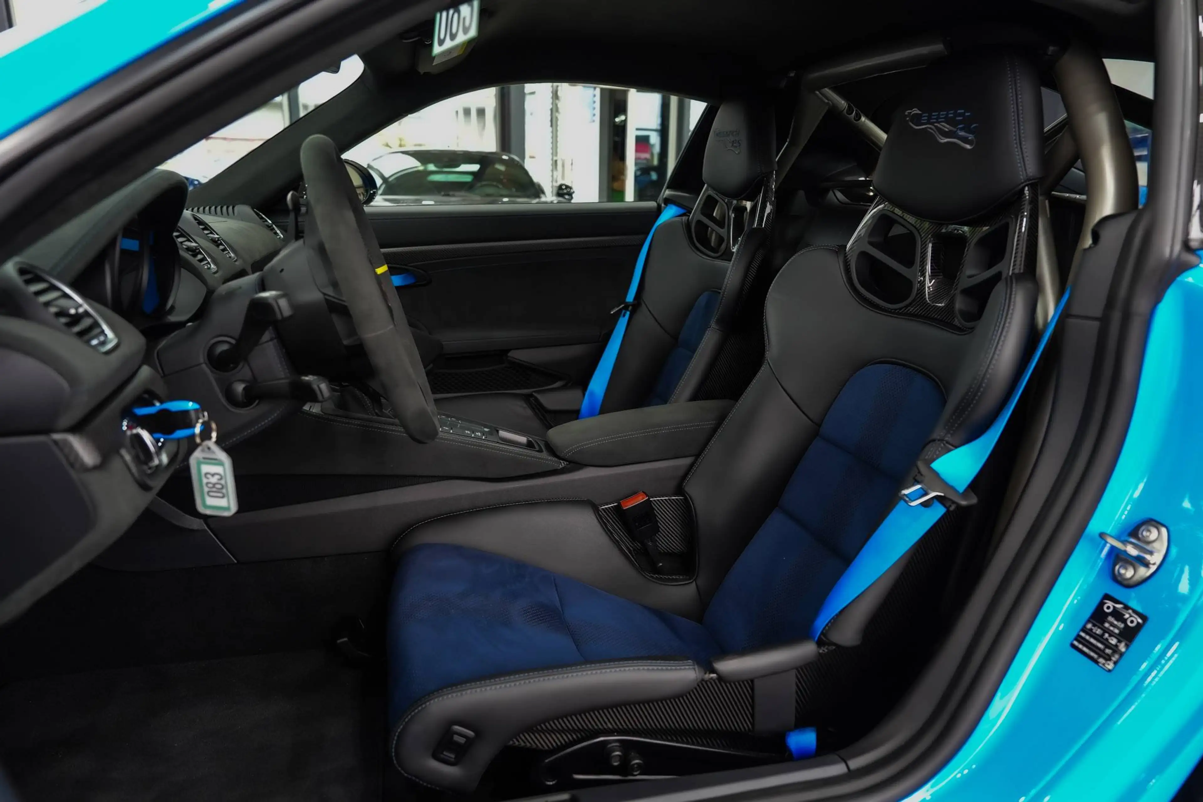 Porsche Cayman GT4 RS*SPORT-CHRONO*CARBON*LIFT*1-HD* — photo 15