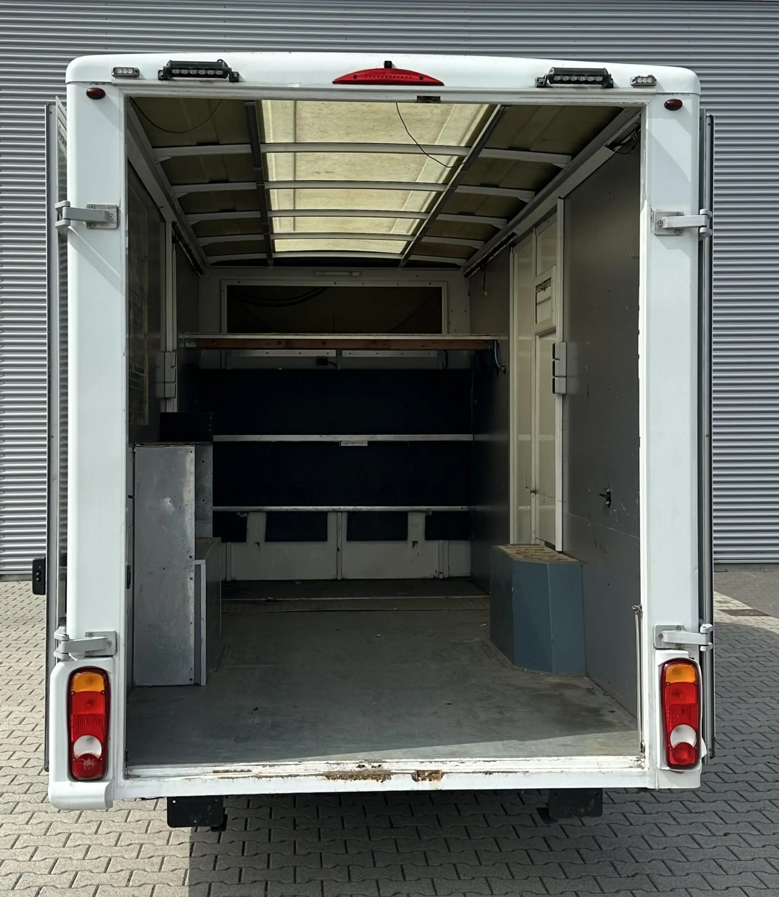 Peugeot Boxer 435 2.0 BlueHDI L4 Durisotti opbouw Mooie staat — photo 15