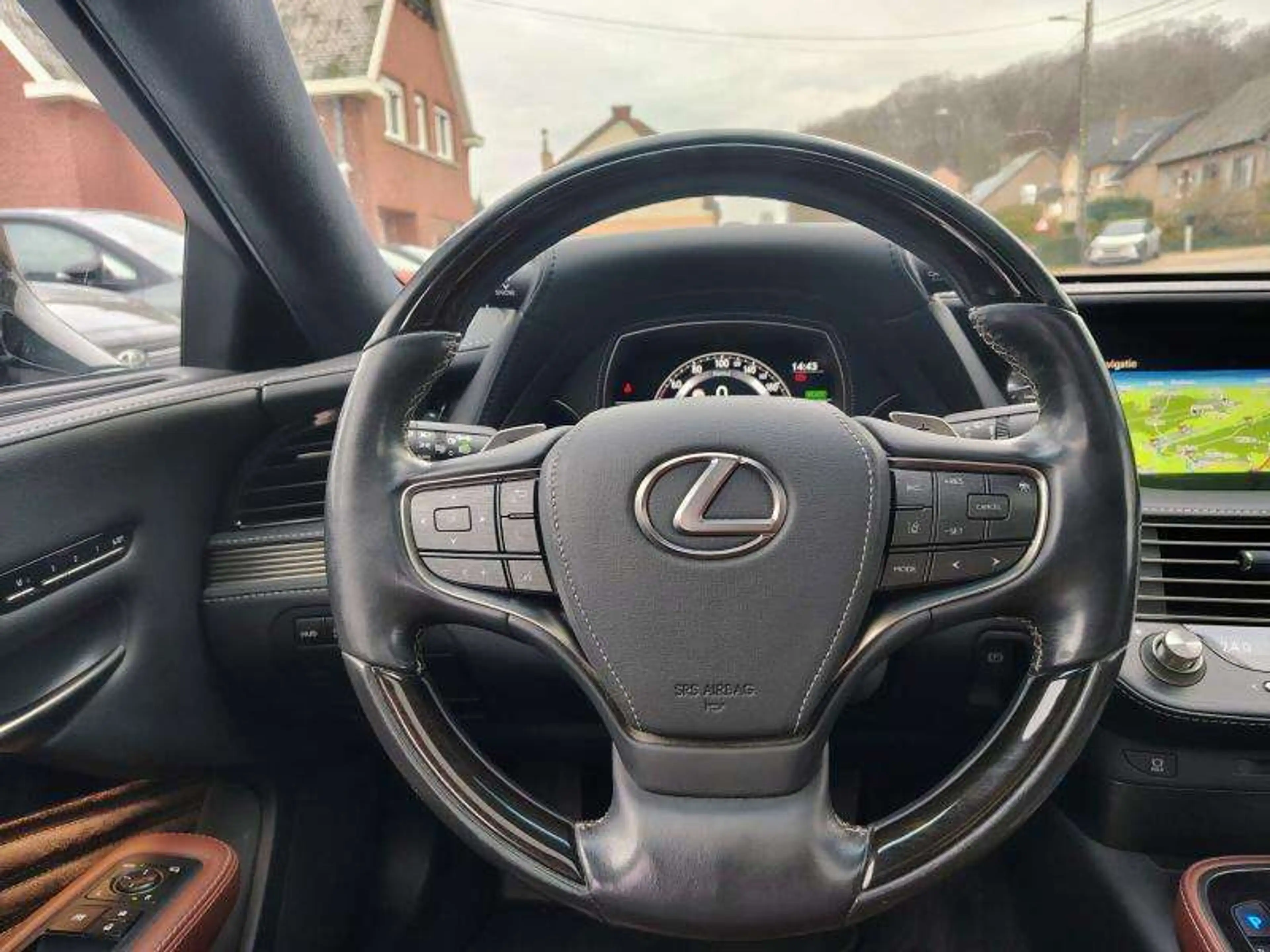 Lexus LS 500 President Line — photo 7