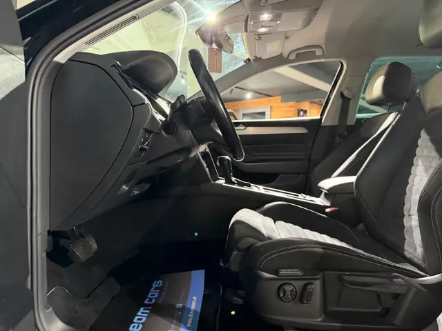 Volkswagen Passat view 18