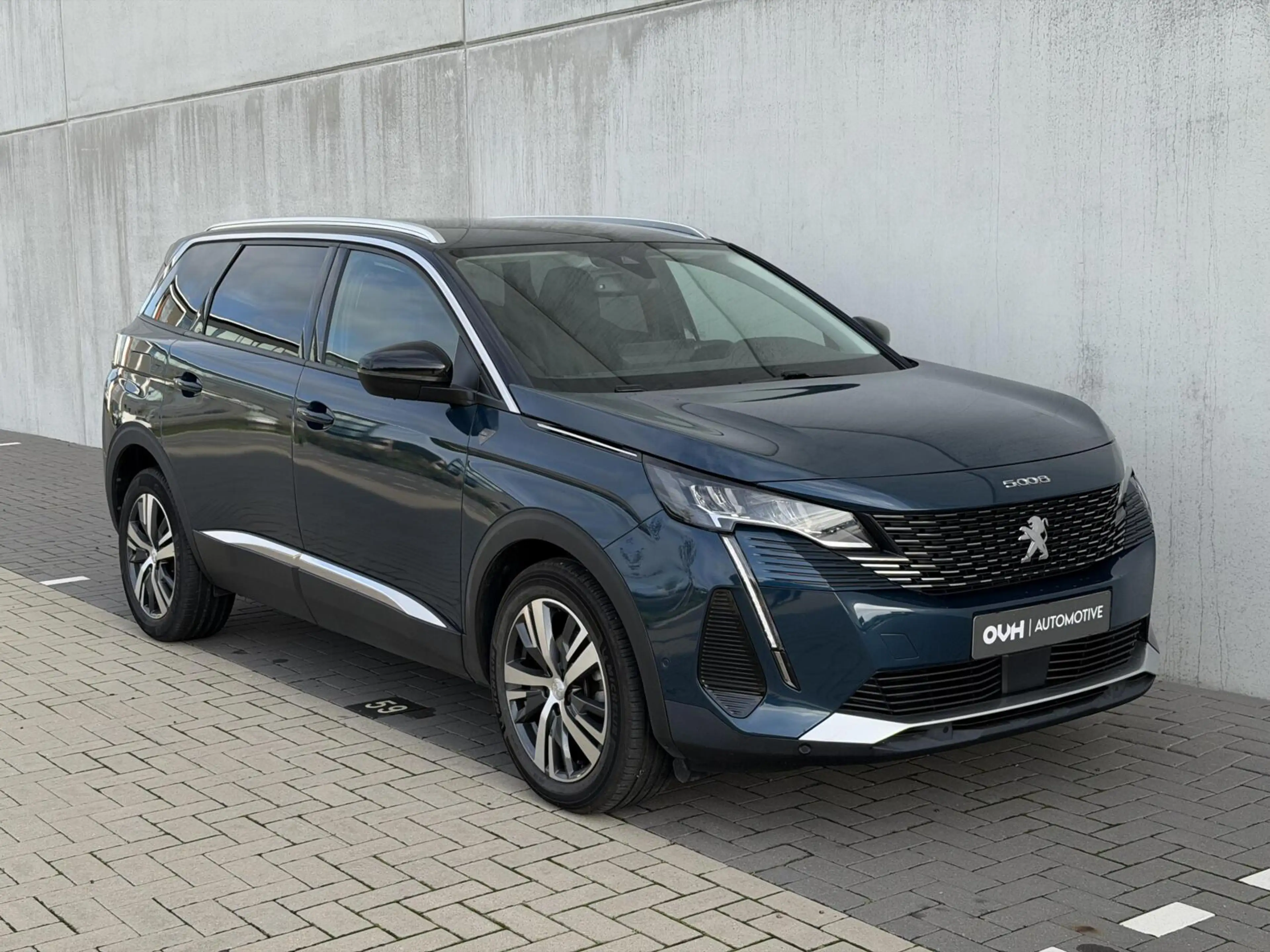 Peugeot 5008 1.2 Road Trip | 7 pers | Camera | CarPlay | Virtua — photo 8