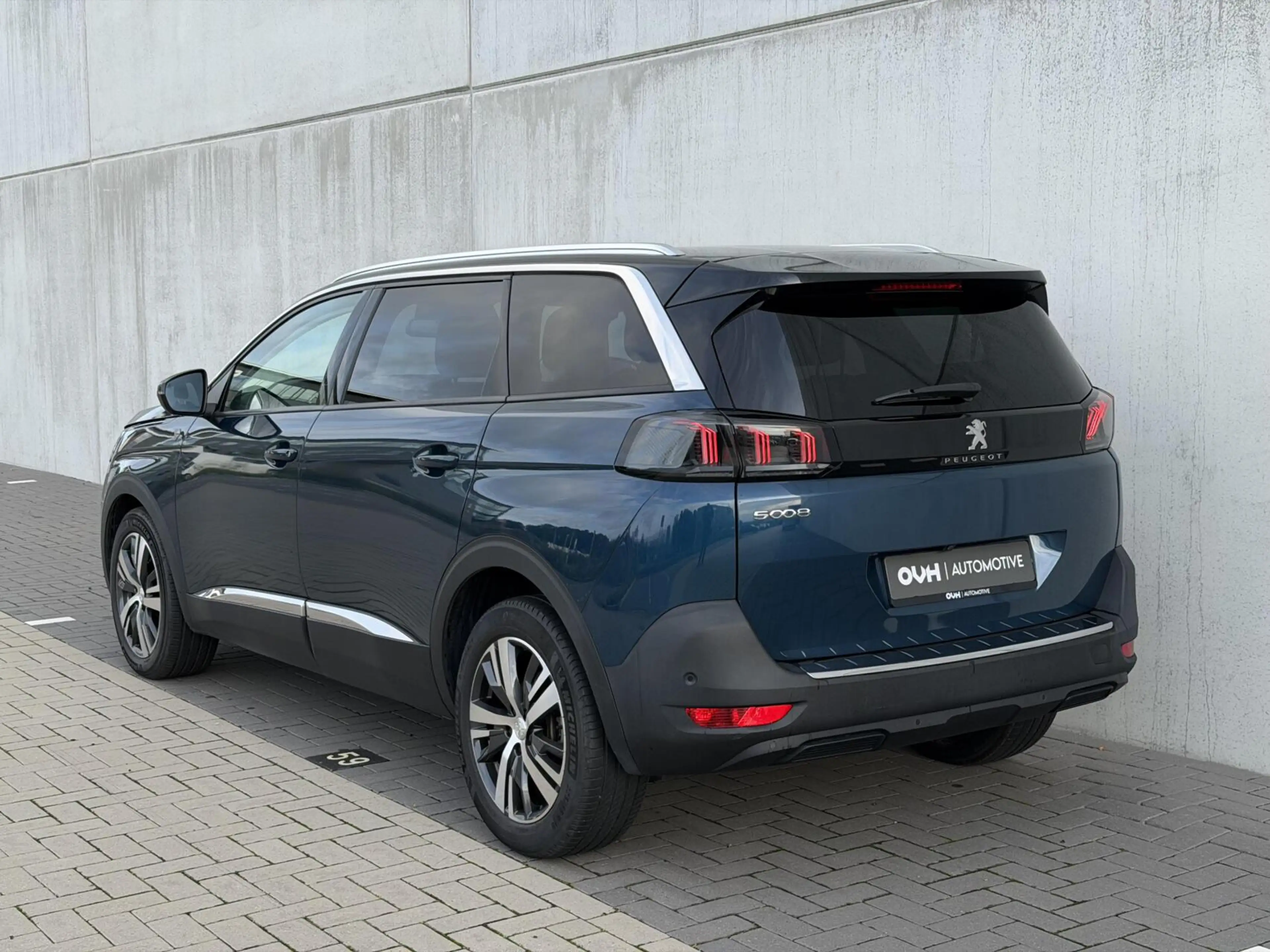 Peugeot 5008 1.2 Road Trip | 7 pers | Camera | CarPlay | Virtua — photo 5