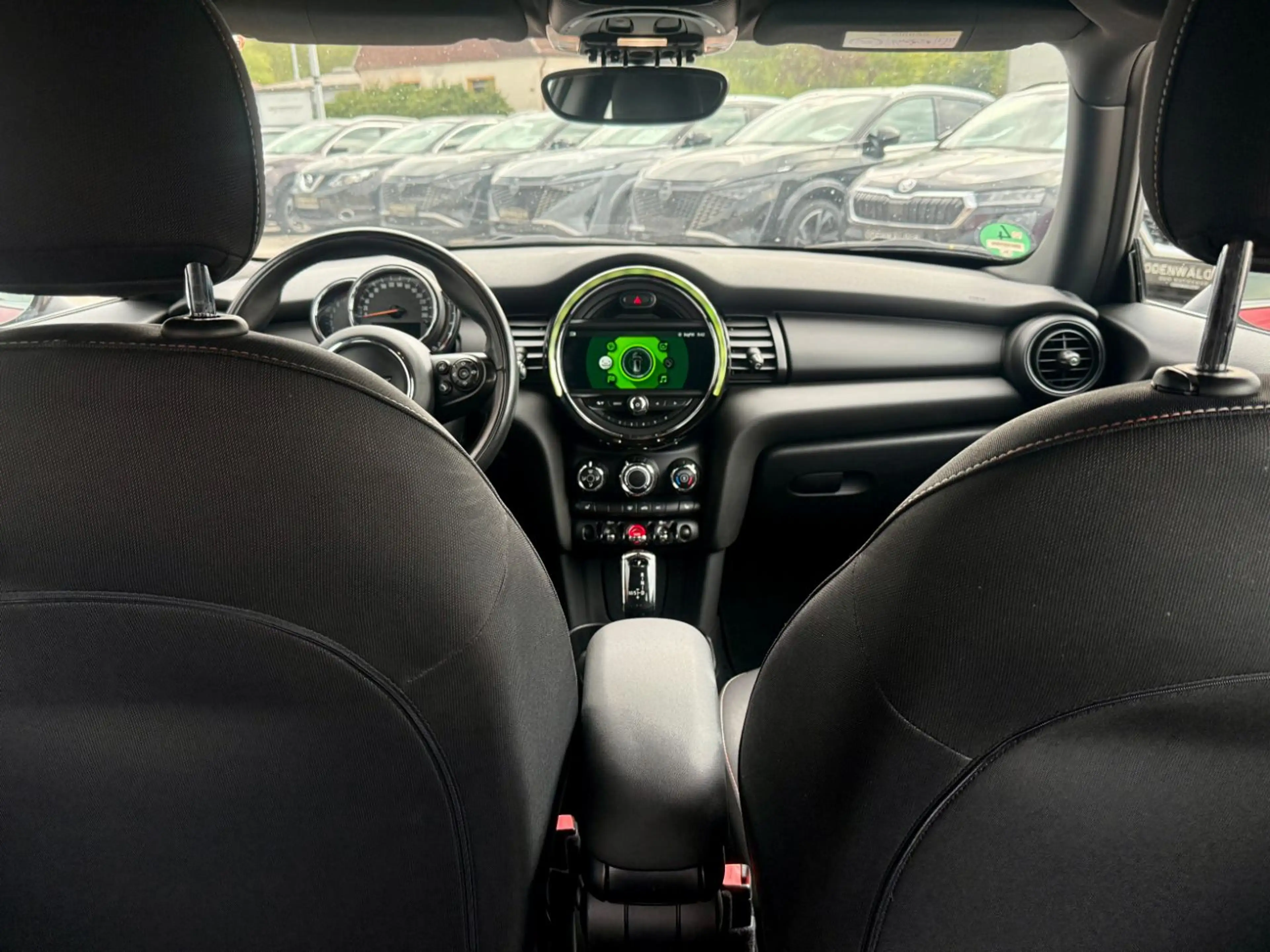 MINI One 1.5 Navi+SHZ+LM+PDC+AUT — photo 9