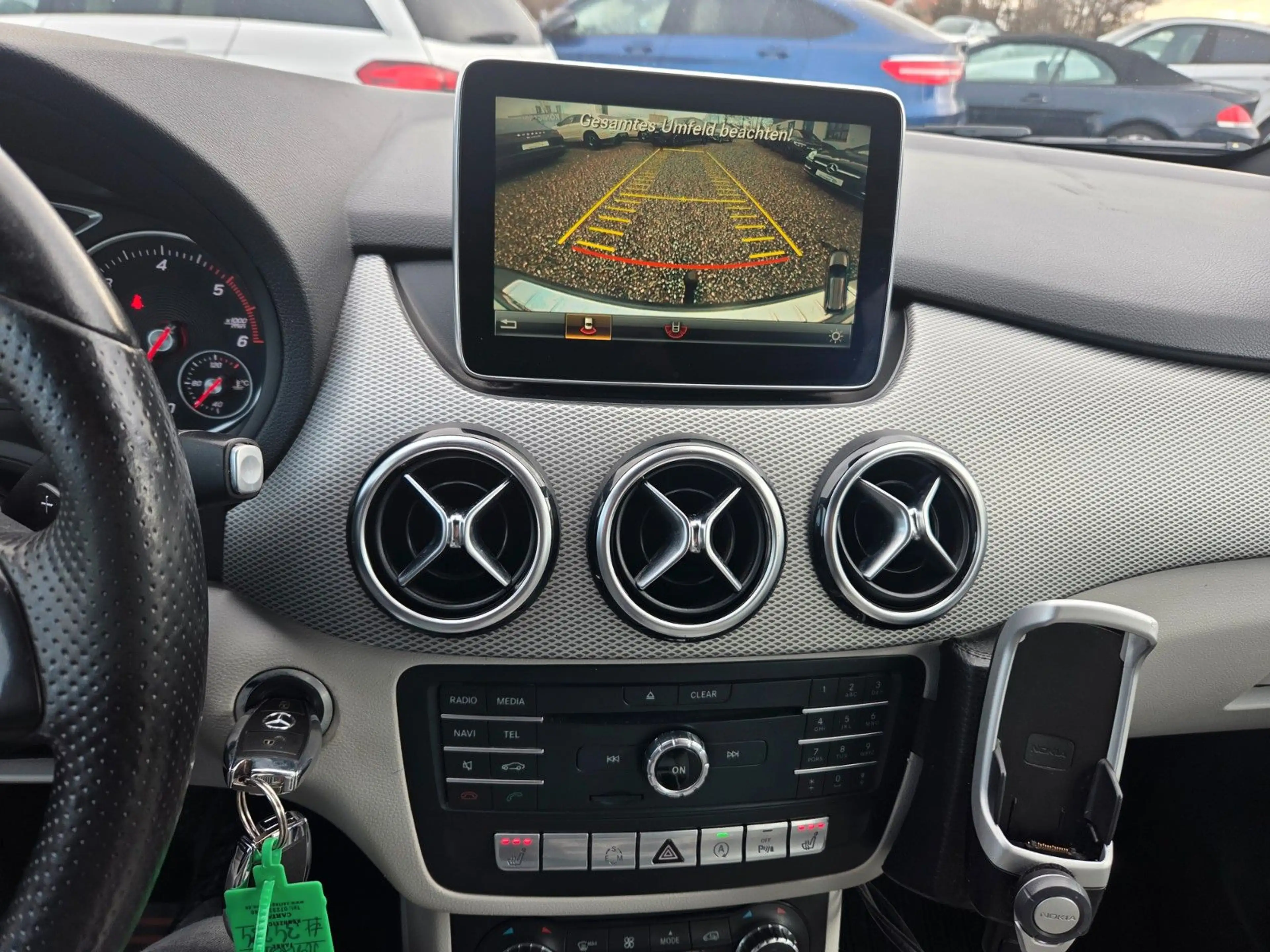 Mercedes-Benz B 220 CDI / d 4Matic LED*AHK*Kamera*Totwinkelass — photo 14