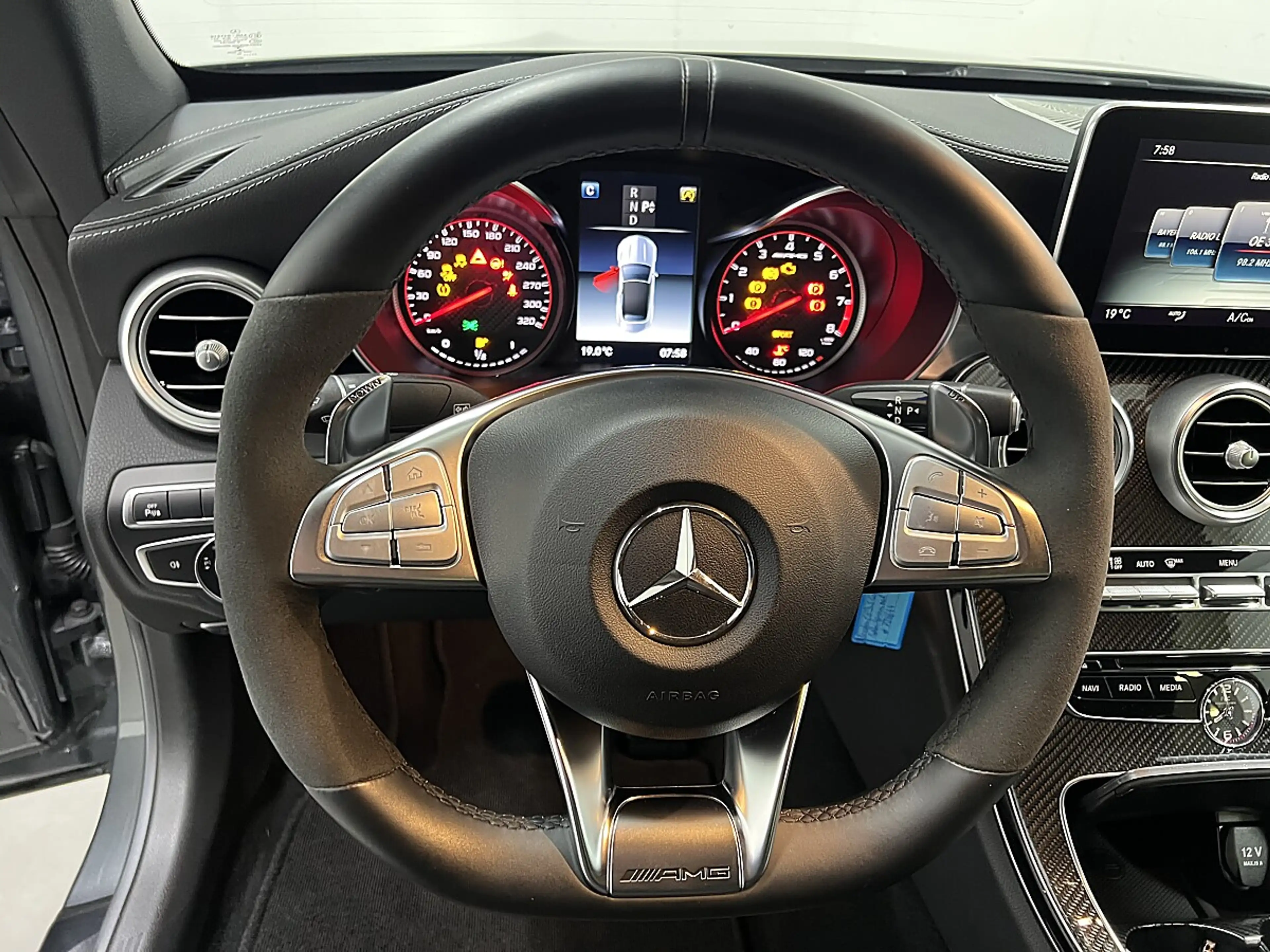 Mercedes-Benz C 63 AMG S, Carbon, Sitzbelüftung, Sportabgas, Neuwagenz... — photo 15