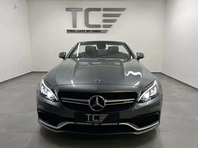 Mercedes-Benz C 63 Amg view 2
