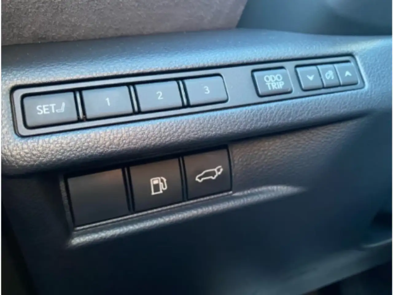Lexus LBX 1,5 l, 136 PS CVT 4x2 5-Türer COOL Cool 9