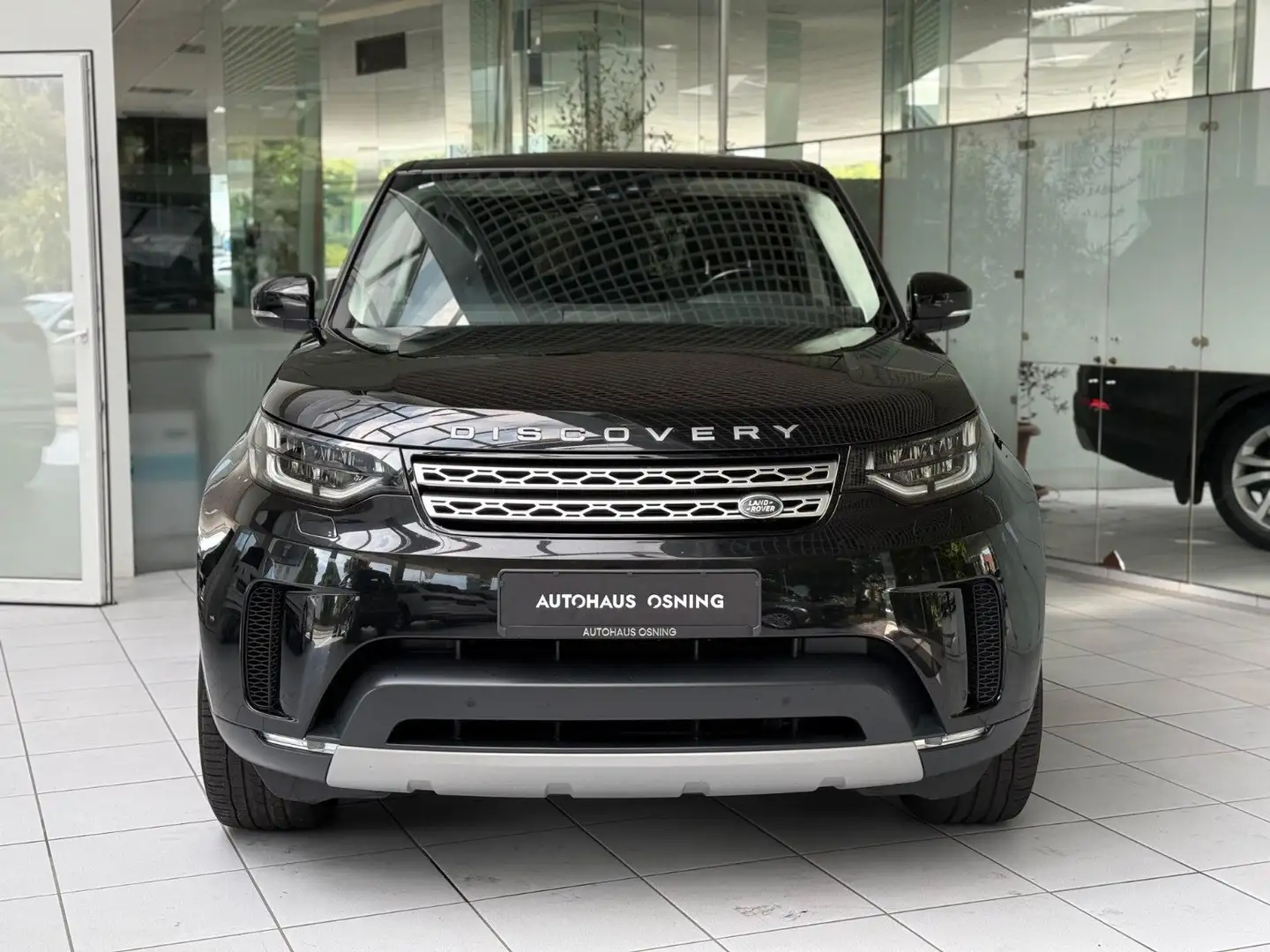 Land Rover Discovery 5 HSE TD6  7-SITZE MEMORY KAMERA AHK Schwarz - 2