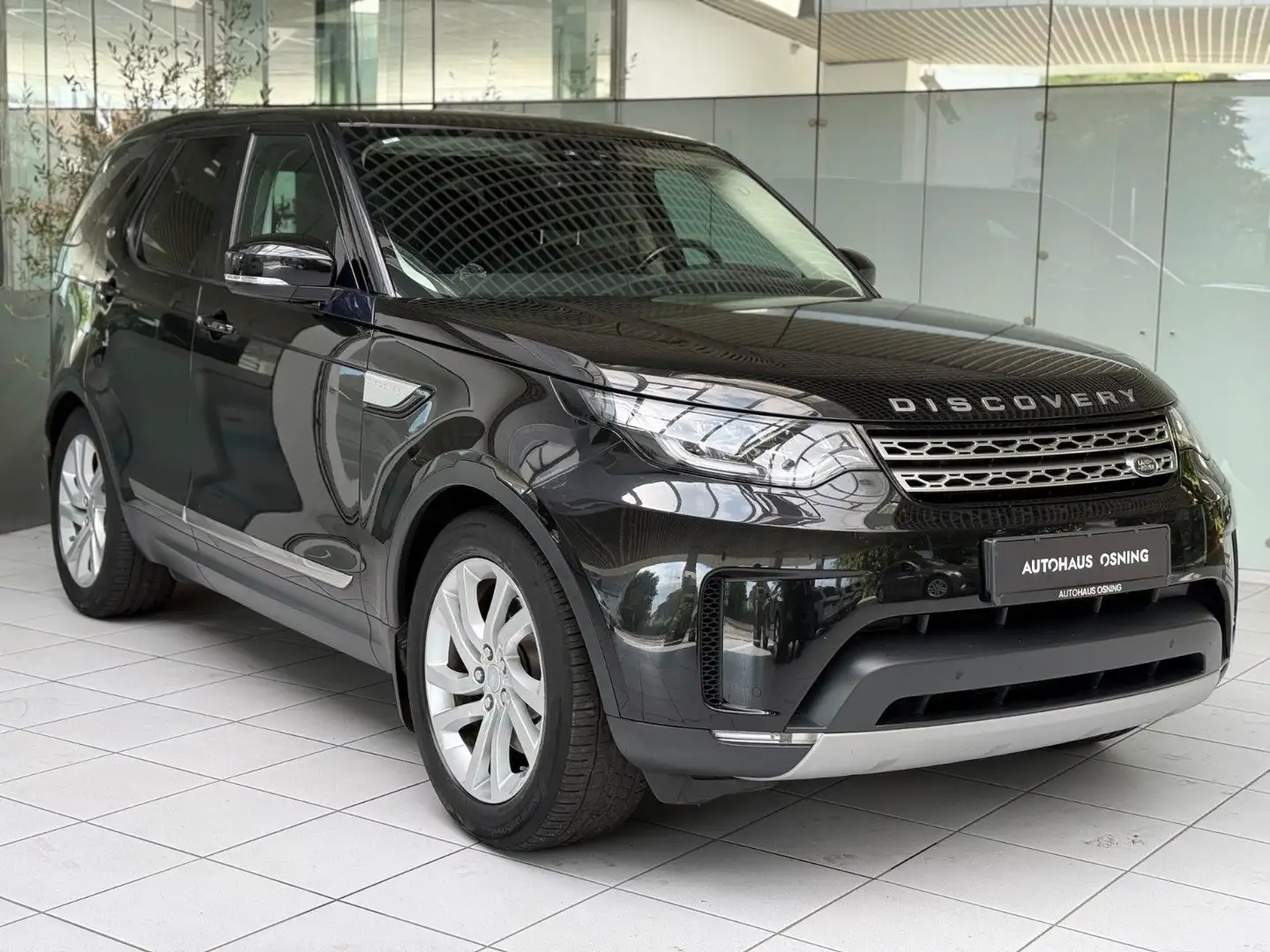 Land Rover Discovery 5 HSE TD6  7-SITZE MEMORY KAMERA AHK Schwarz - 1