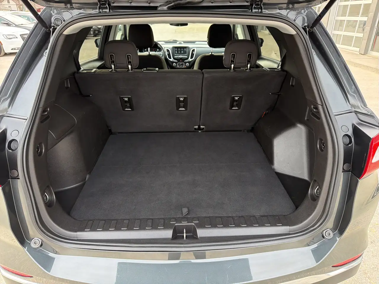 Chevrolet Equinox снимка Chevrolet Equinox