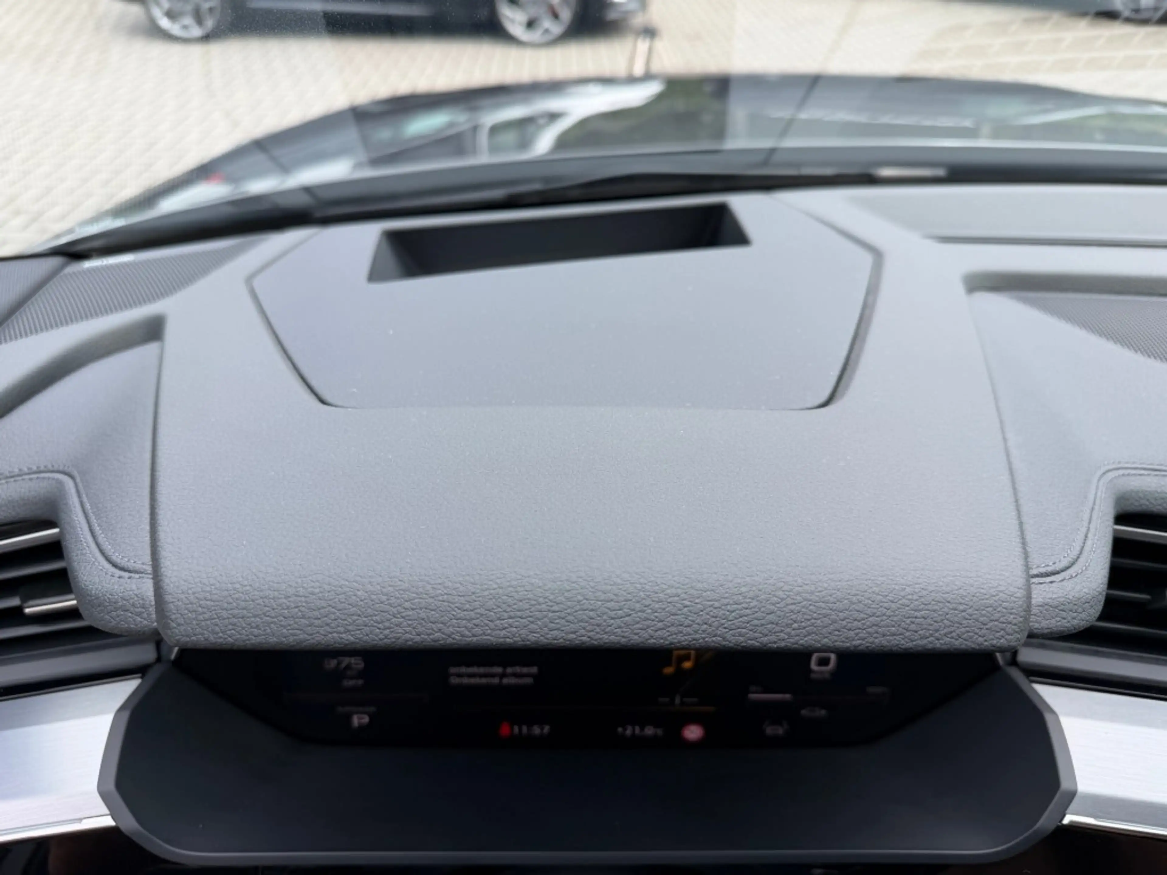 Audi e-tron S QUATTRO 95WH 503 PK PANO RS STOELEN HUD BLACK BA — photo 15