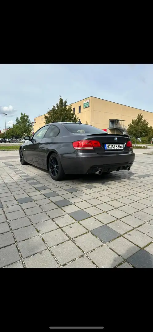 BMW 335 335xi Coupe Aut. Grau - 2
