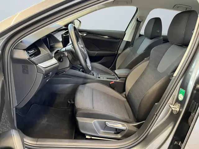 Skoda Octavia view 7