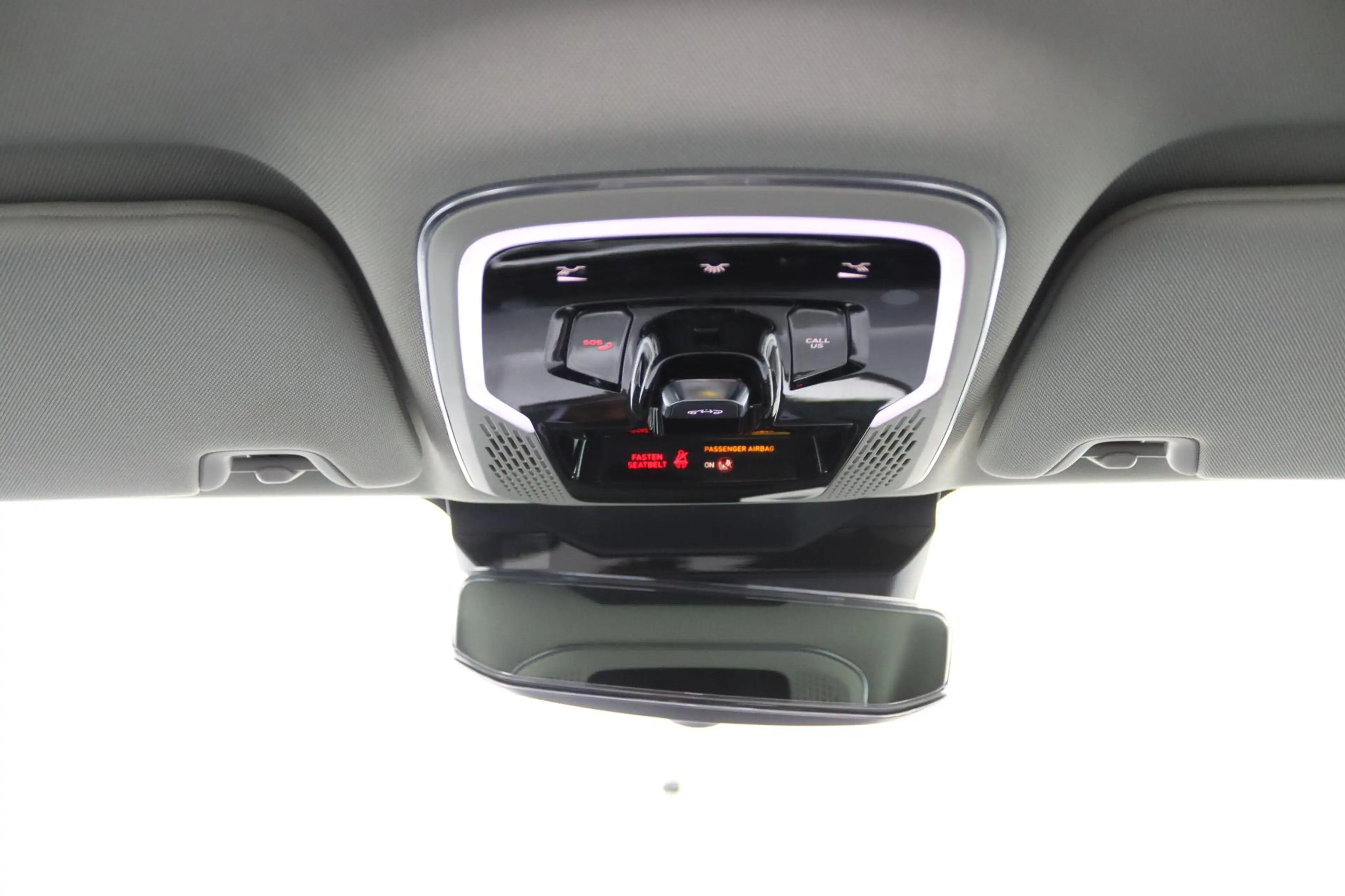 Lynk & Co 01 1.5*PLUG-IN*NAVI*PANO*CAM*ACC*CARPLAY*ECC*LED* — photo 37