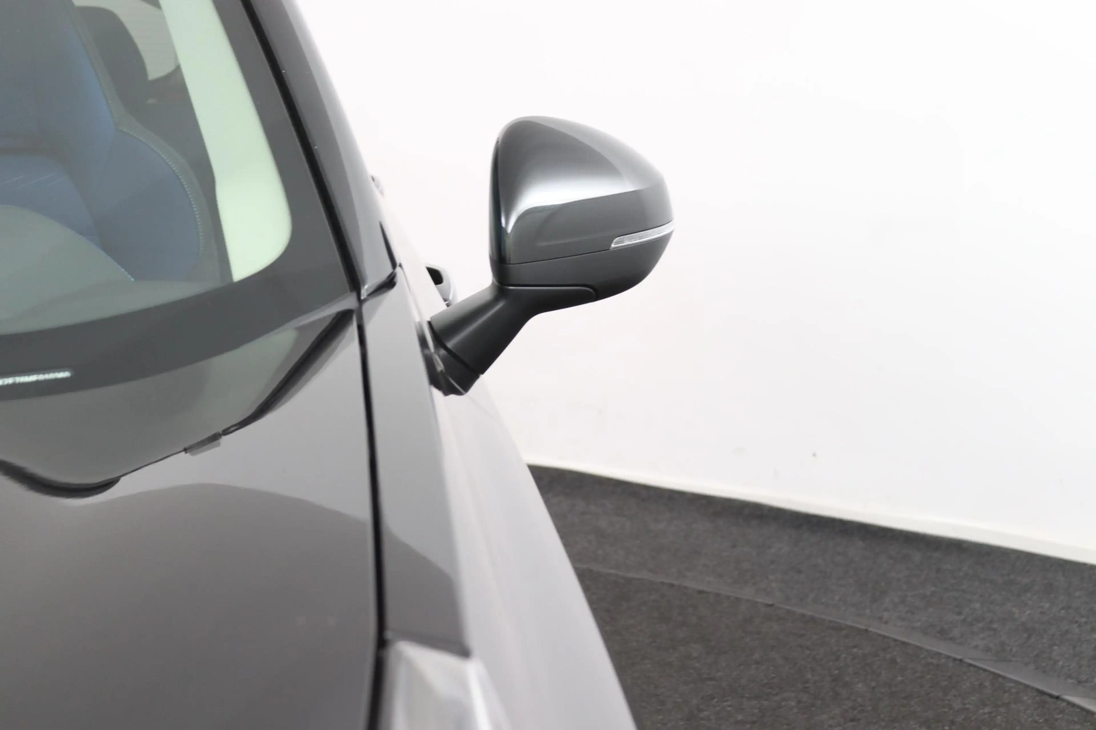 Lynk & Co 01 1.5*PLUG-IN*NAVI*PANO*CAM*ACC*CARPLAY*ECC*LED* — photo 42