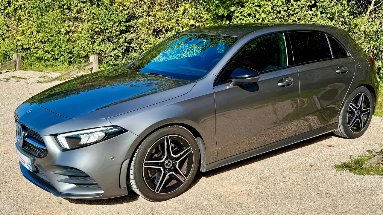 Mercedes-Benz A 220