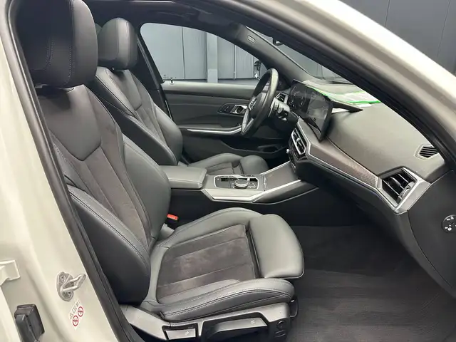 BMW M view 11