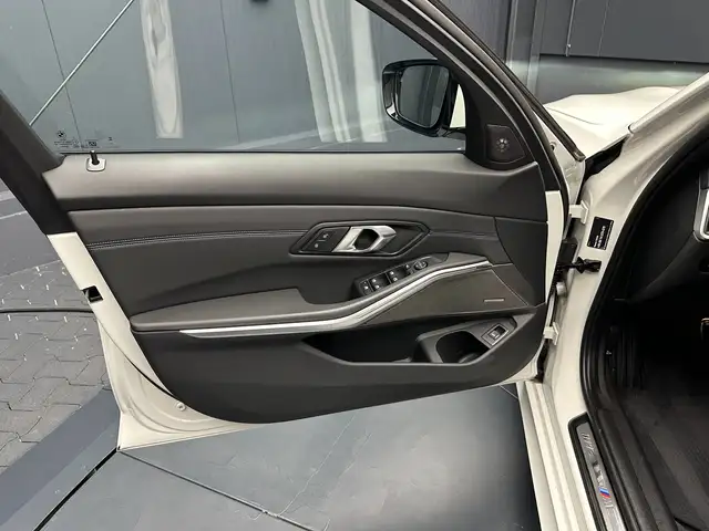 BMW M view 14
