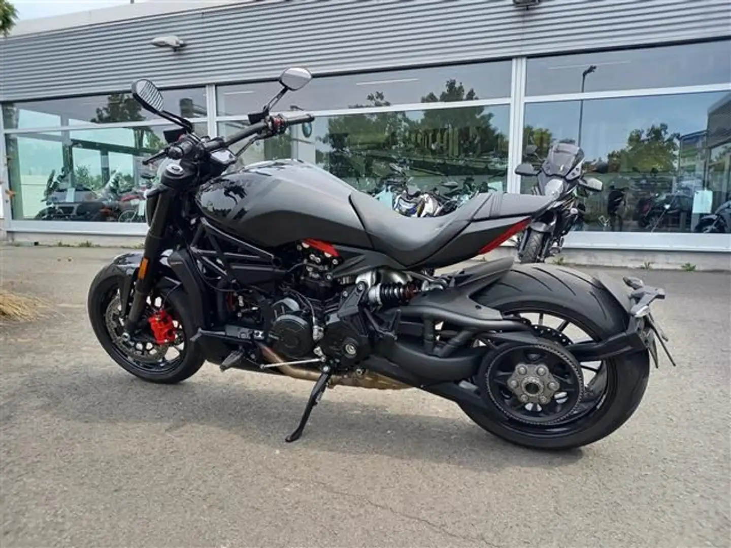 Ducati XDiavel Nera Sondermodell Black - 2