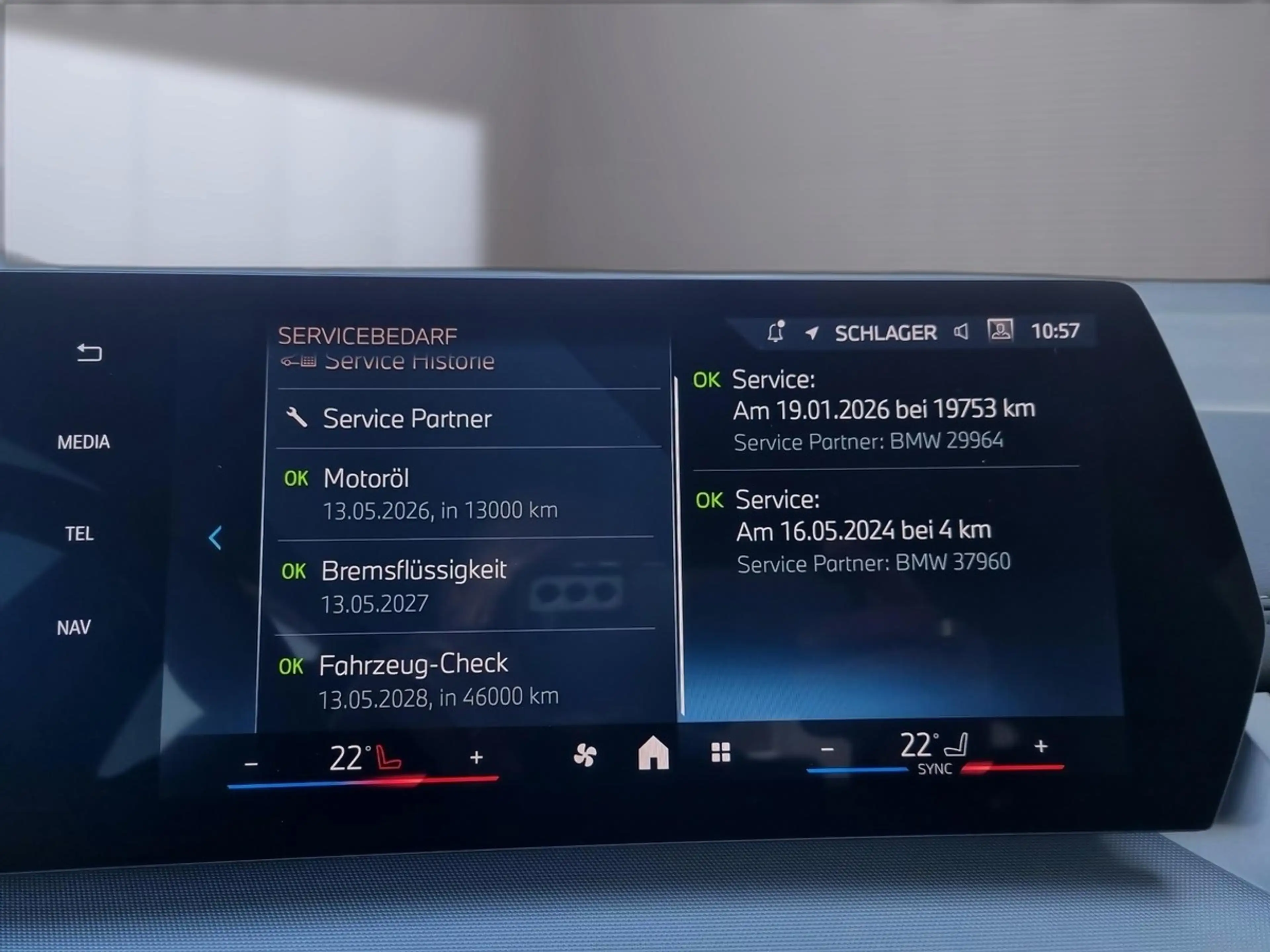 BMW 230 e xDr. AHK+360°+Head-Up+ad. LED+DAB — photo 13