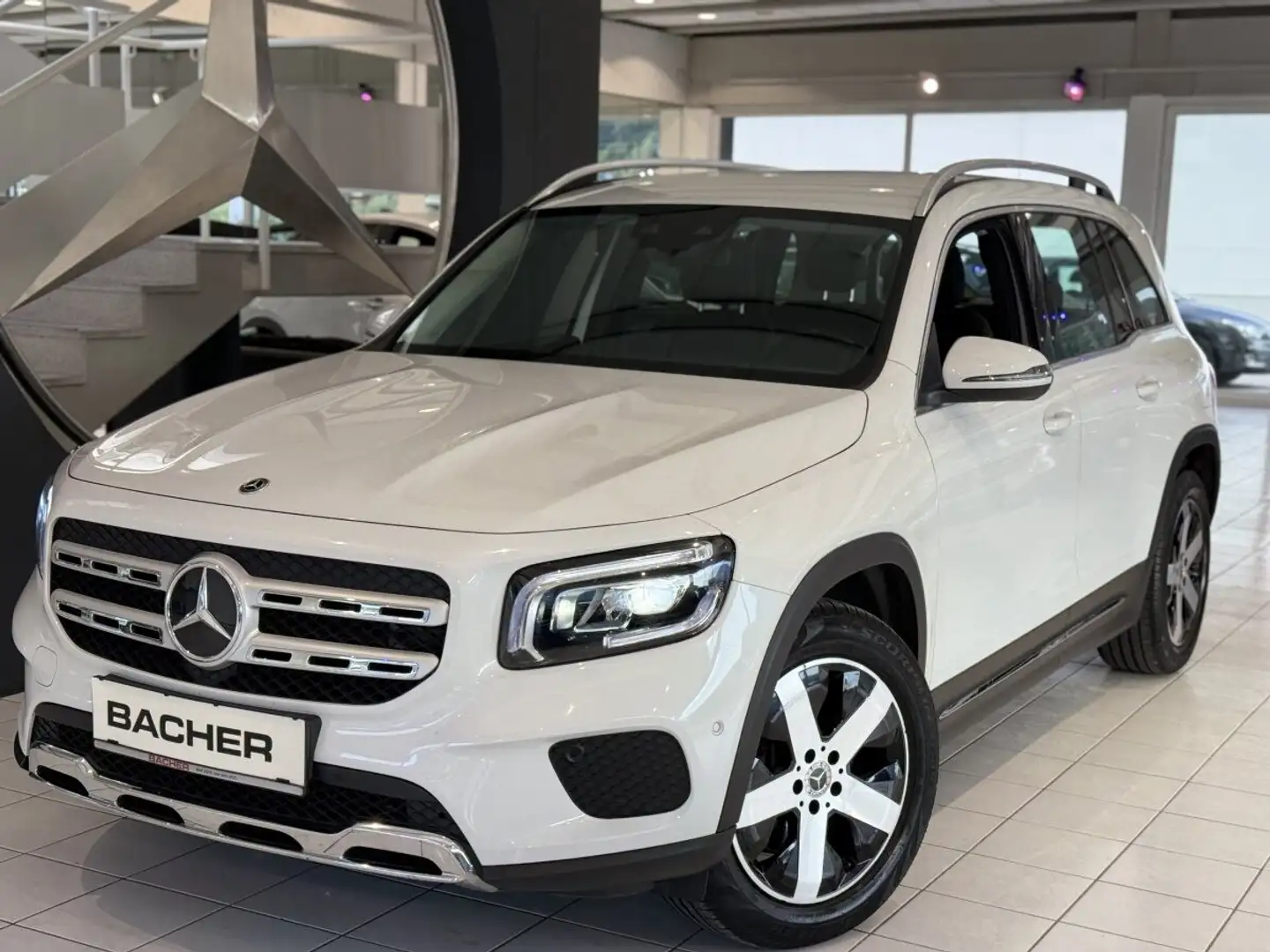 Mercedes-Benz GLB 200 d 4MATIC Weiß - 1