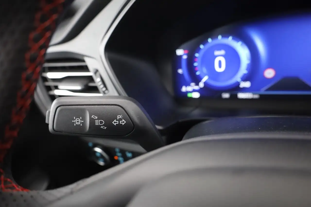 Ford Kuga 1.5 EcoBoost ST-Line LED Navi Head-Up AHK, миниатюра 17