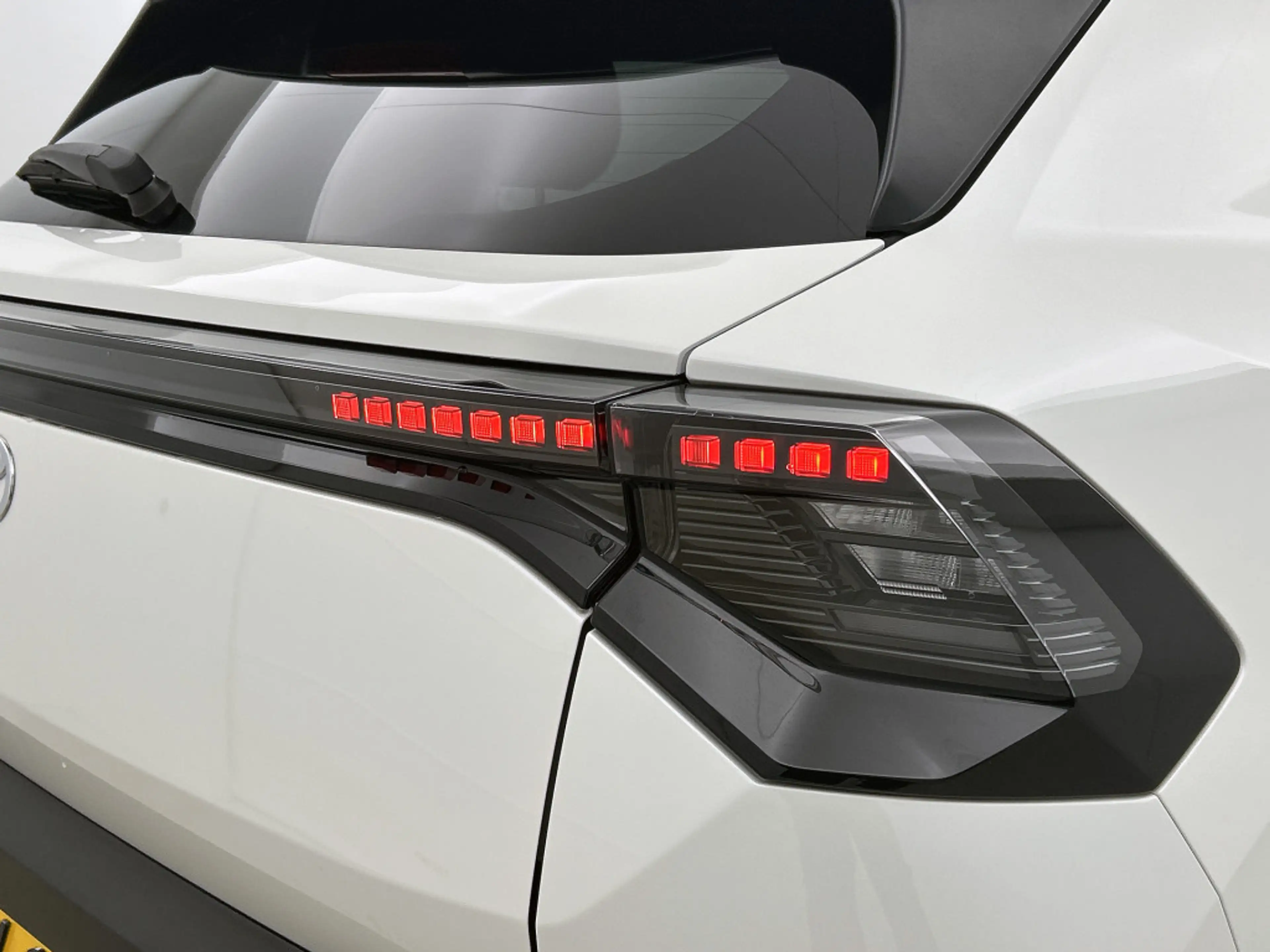 Toyota Urban Cruiser Executive 61 kWh *DEMO!* — photo 6