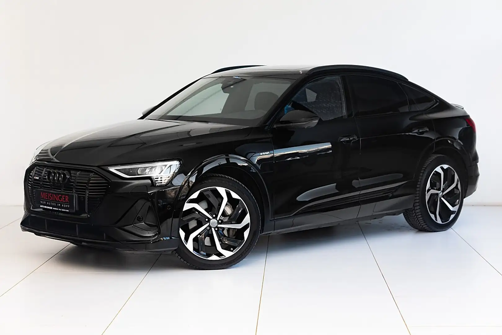 Audi e-tron SB 55 quattro 95kWh S-line Schwarz - 1