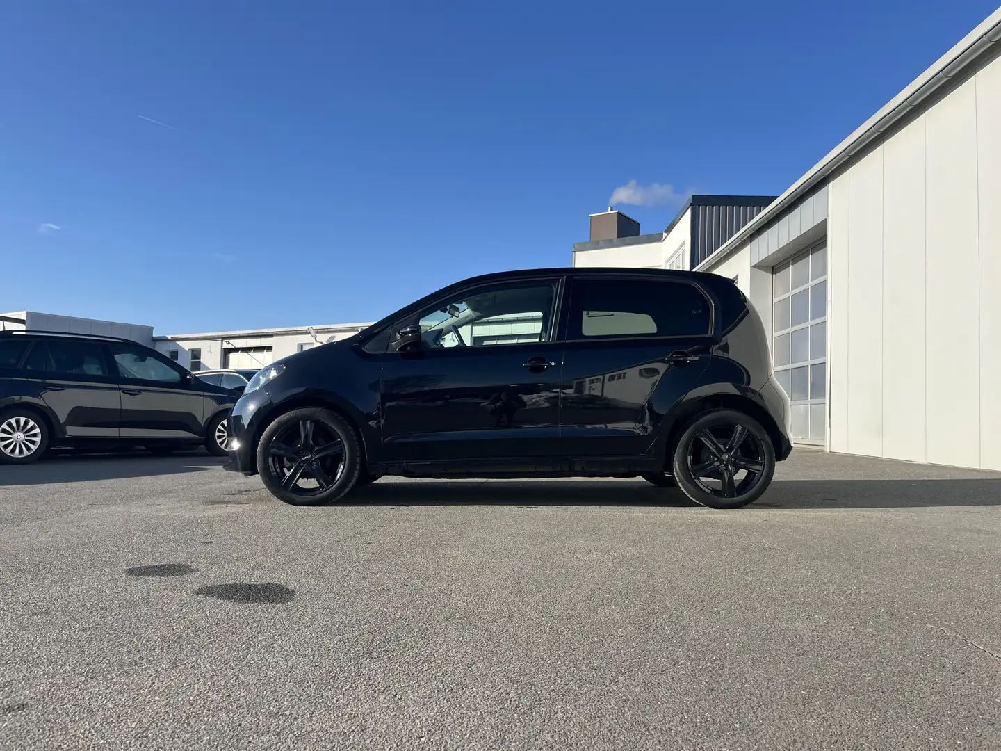 Skoda Citigo e Style 79€ m.20% Anz. CCS SHZ FS-Hzg DAB Klima Negro - 2