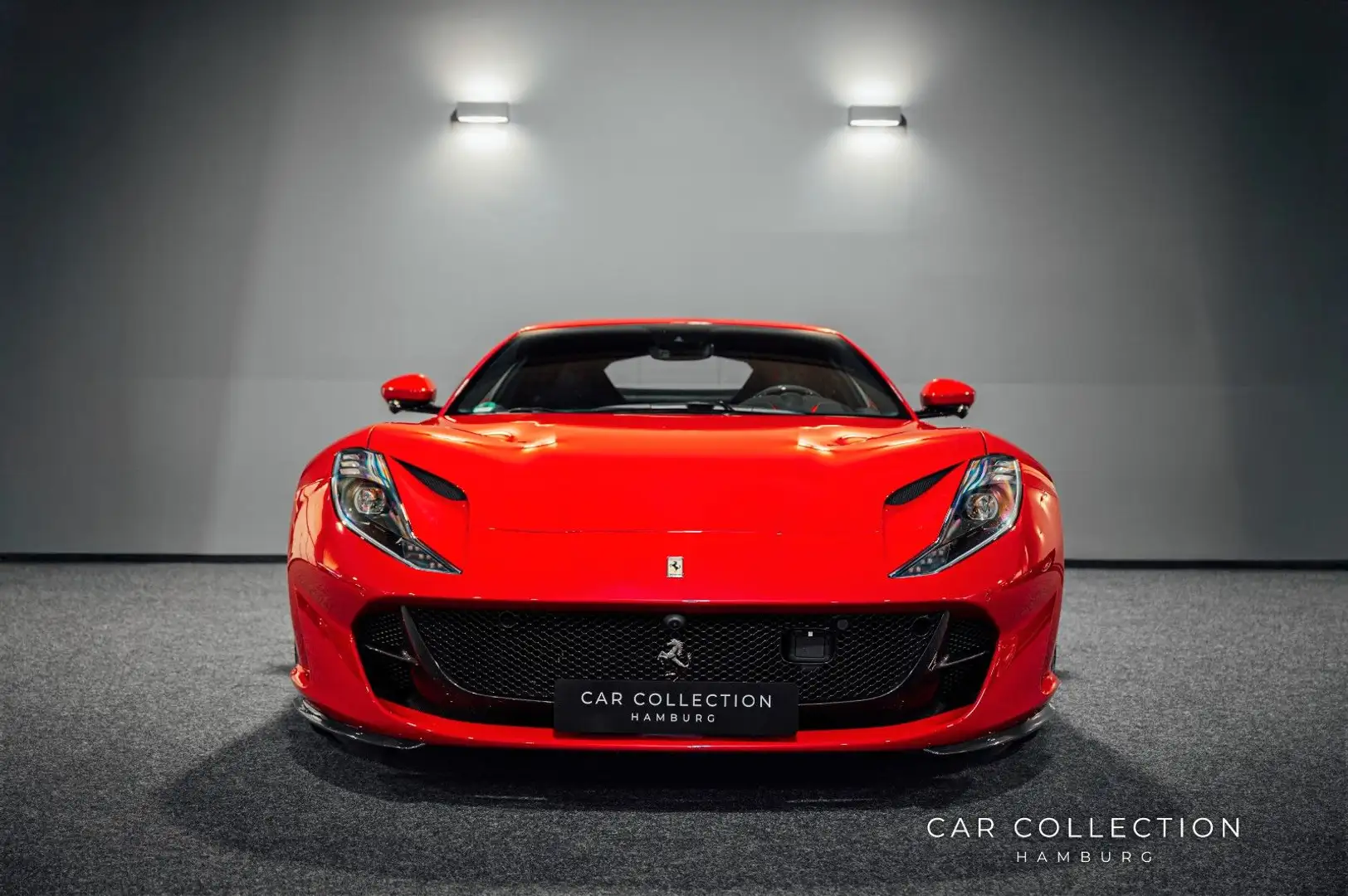 Ferrari 812 Superfast | Lift | 360 | Carbon | Rosso Anni Rouge - 2