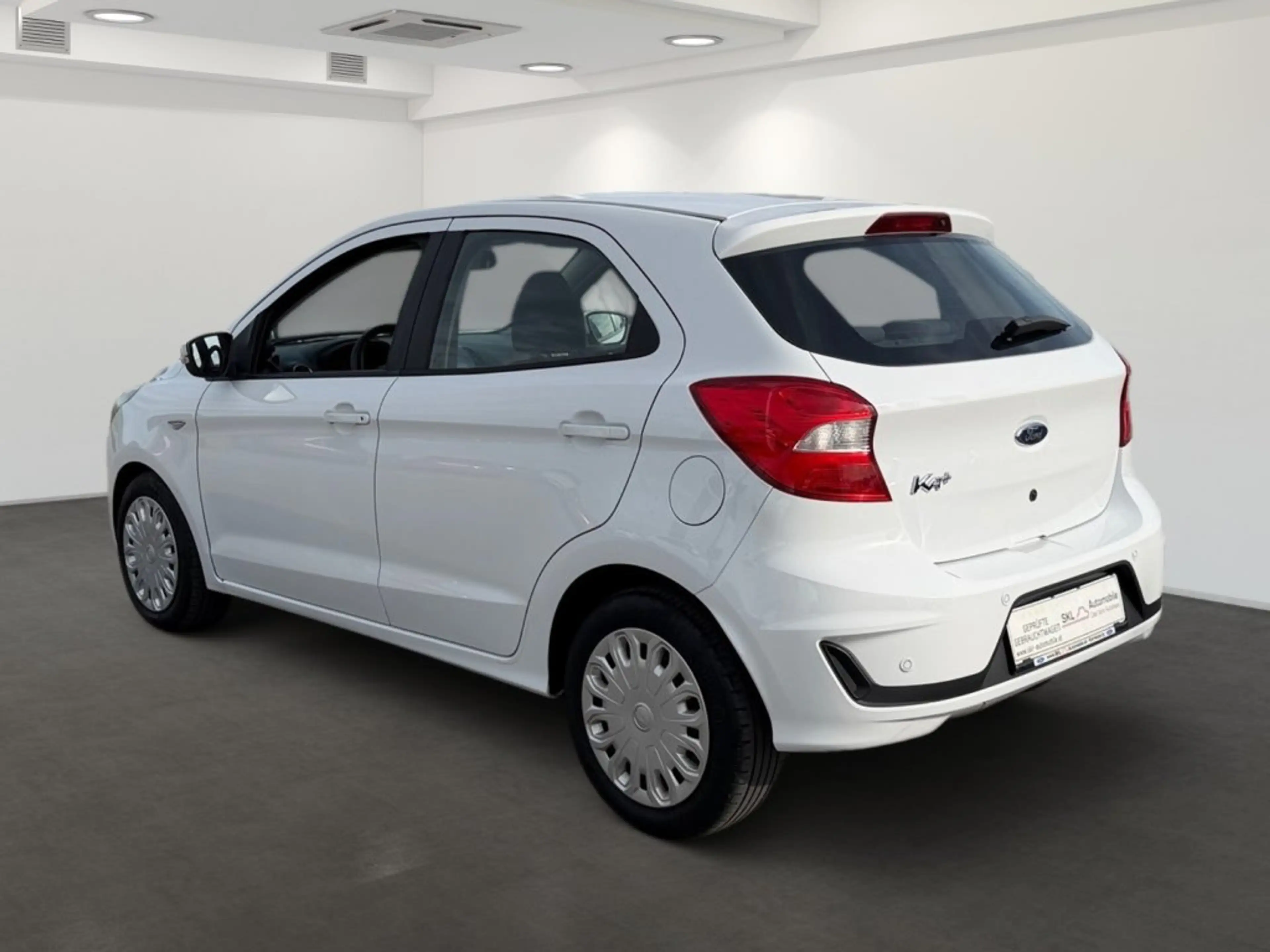 Ford Ka/Ka+ KA+ Ambiente 1,2l — photo 4