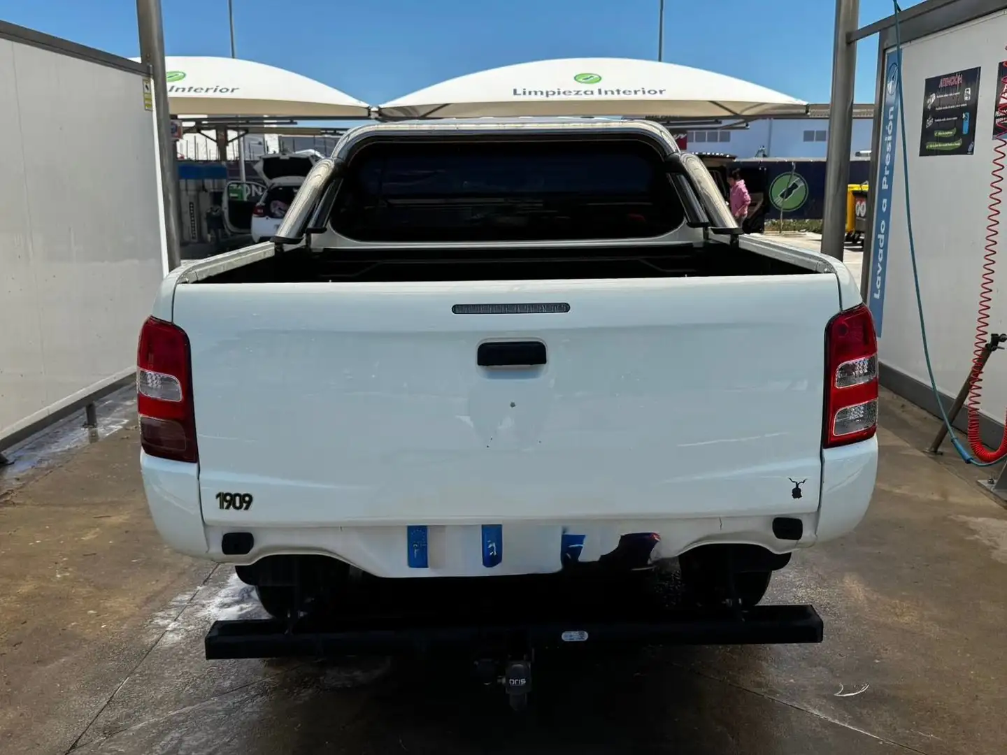 Mitsubishi L200 L200 2.5DI-D Double Cab M-PRO M-PRO Blanco - 2