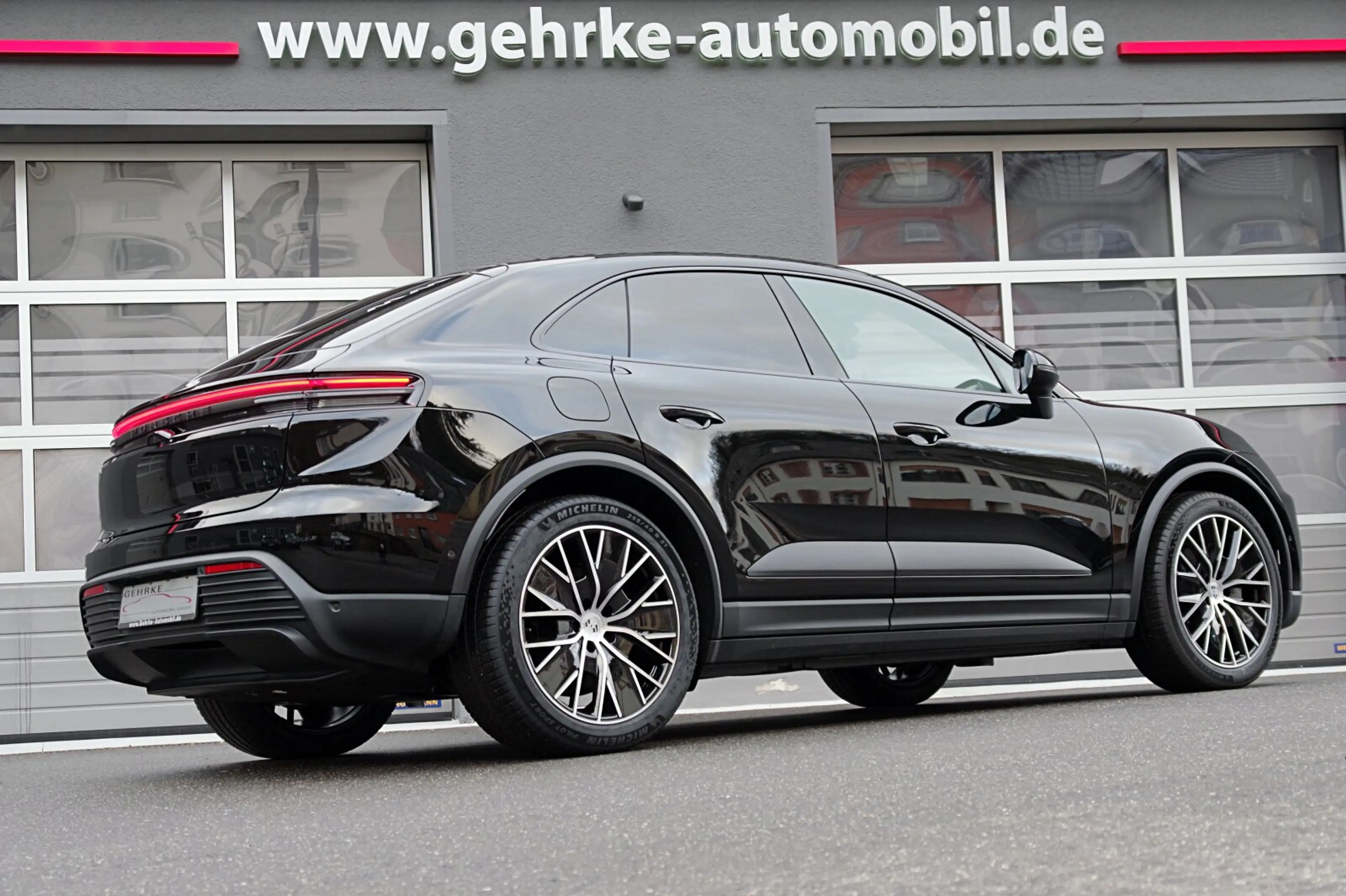 Porsche Macan Macan 4*21"MacanDesign,BOSE,ACC,PANO,BOSE,HeadUp* — photo 25