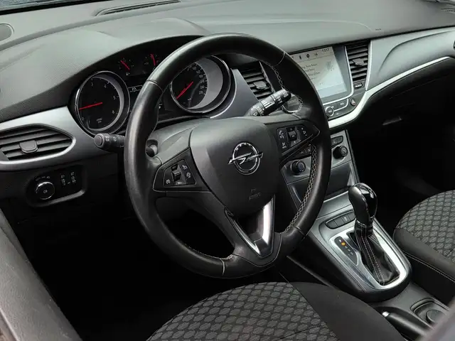 Opel Astra view 14