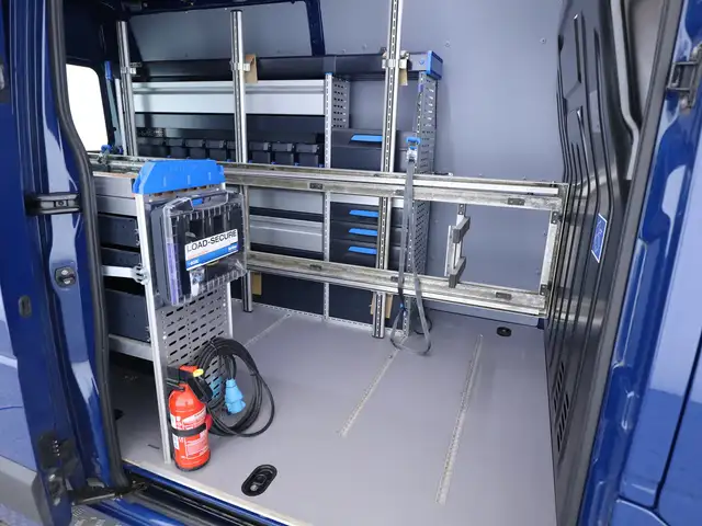 Renault Master view 11