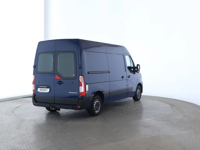 Renault Master view 4