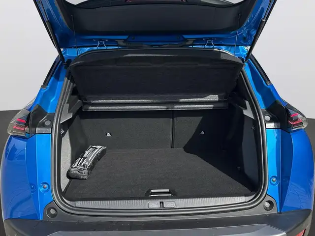 Peugeot 2008 view 8