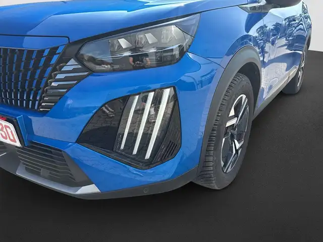 Peugeot 2008 view 10