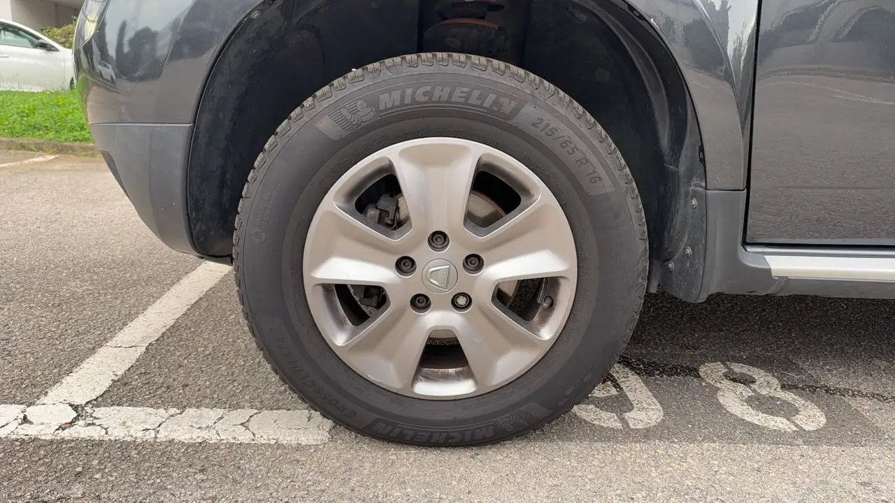 Dacia Duster — photo 18