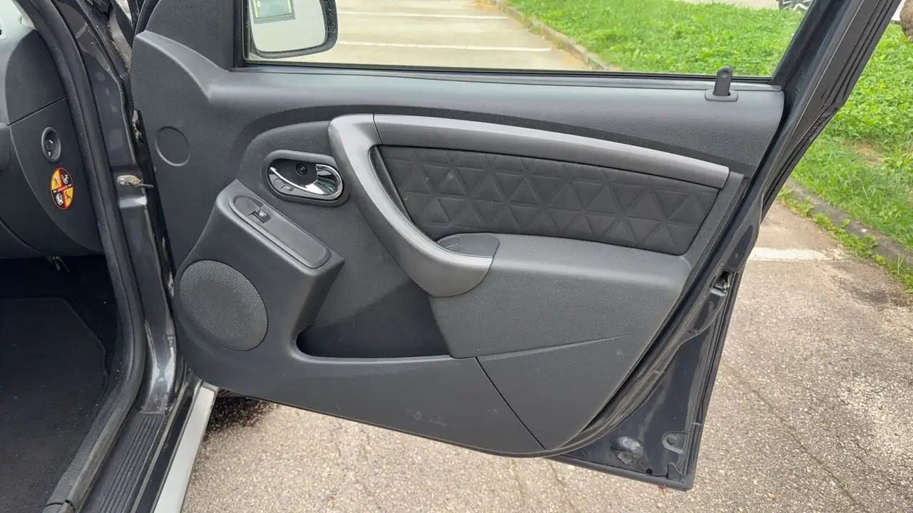 Dacia Duster — photo 22