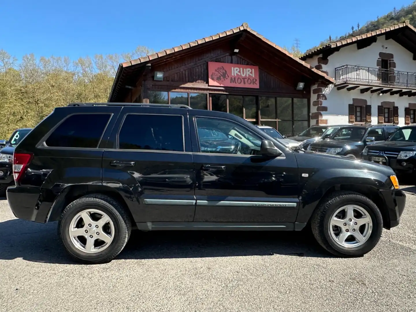 Jeep Grand Cherokee 3.0CRD Laredo Aut. Negro - 1