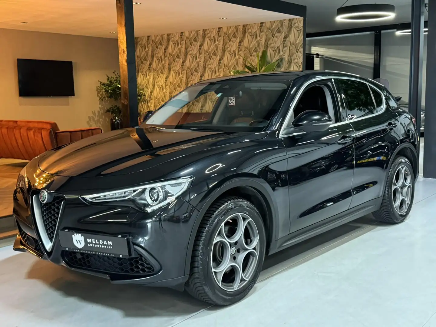 Alfa Romeo Stelvio 2.0 T AWD Super Garantie 280 PK Memory StuurVW Sto Noir - 2