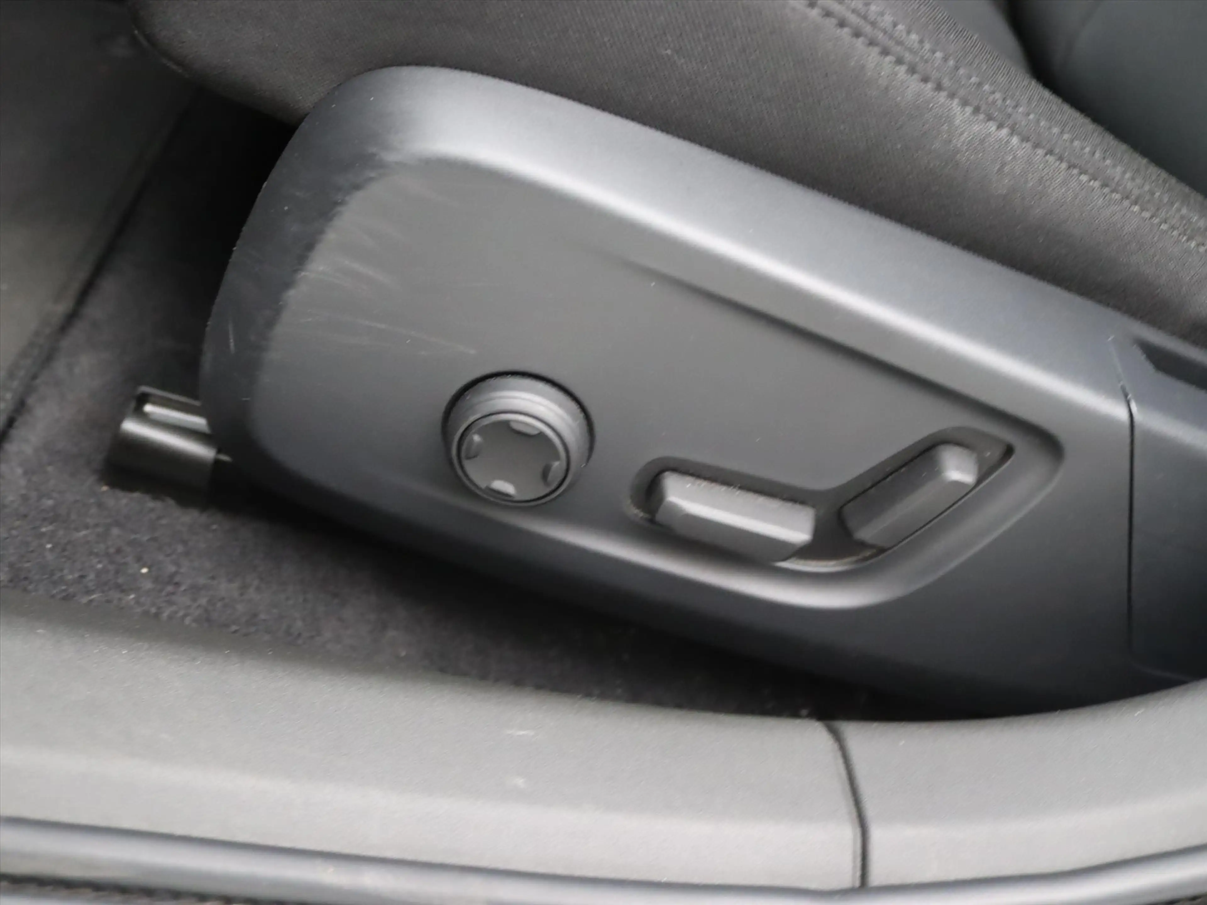 Polestar 2 170kW Long Range Single Motor 231pk [ TREKHAAK+PAN — photo 19