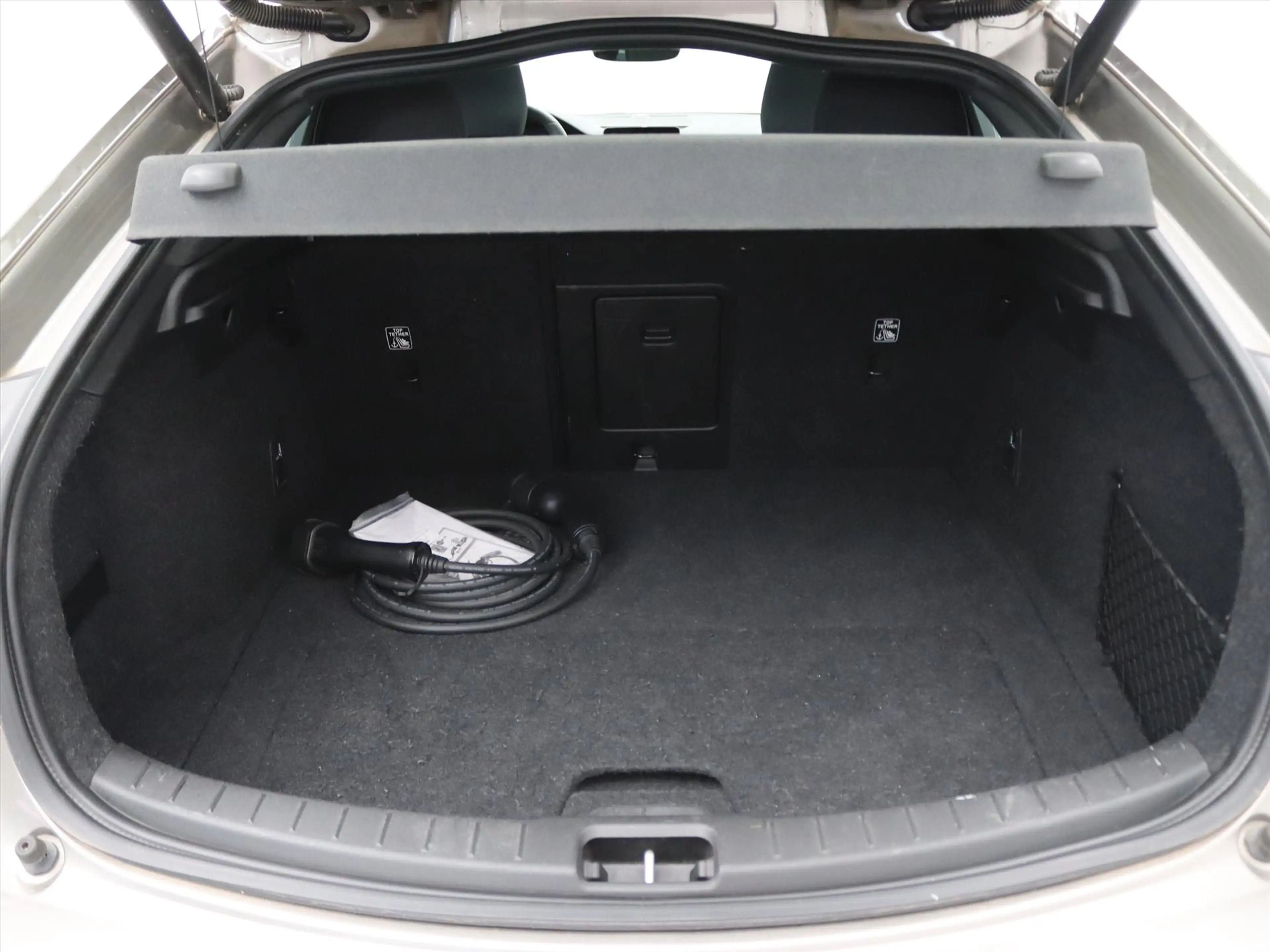 Polestar 2 170kW Long Range Single Motor 231pk [ TREKHAAK+PAN — photo 27