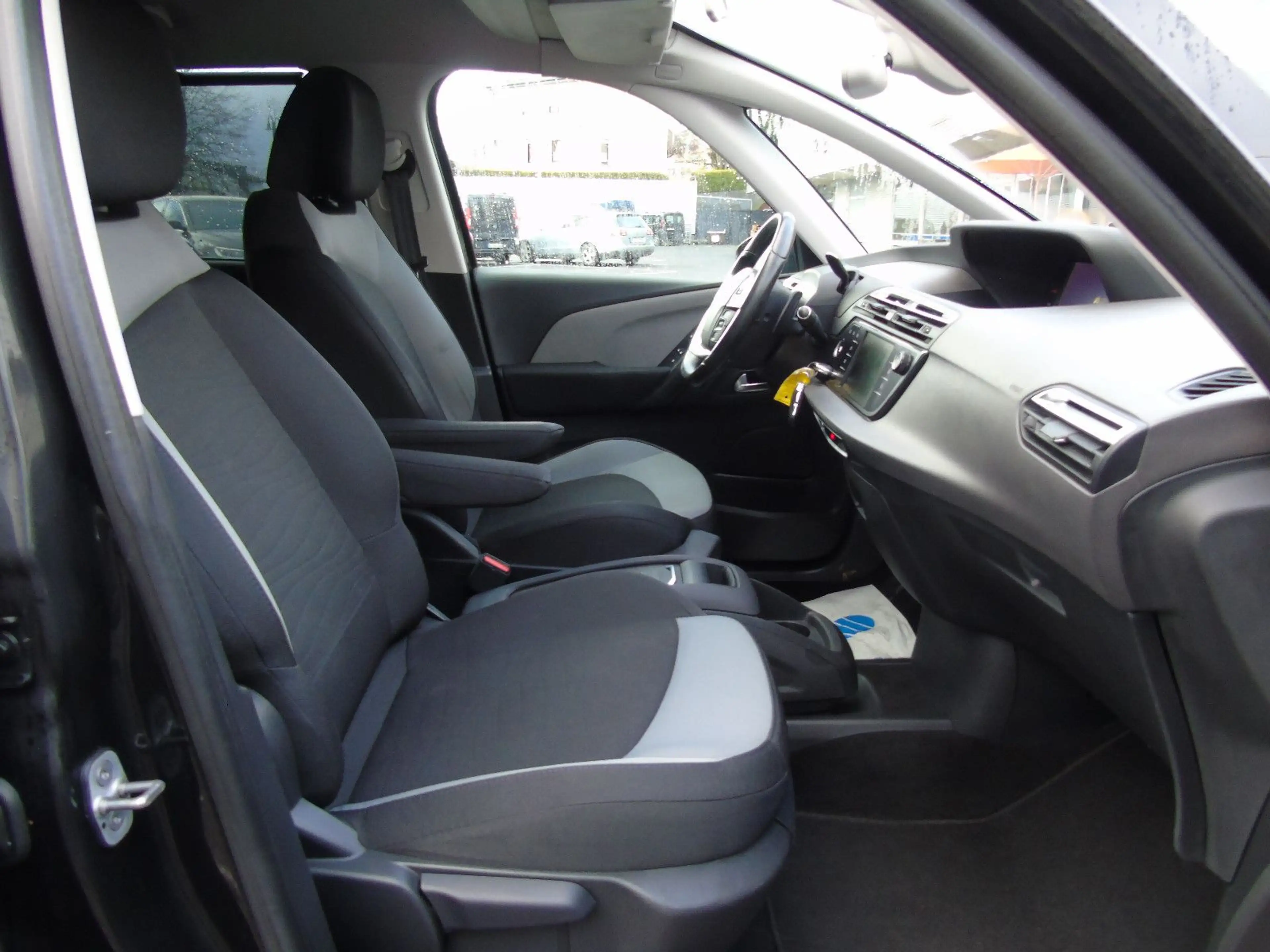 Citroen Grand C4 Picasso /Spacetourer Selection **NAVI** — photo 13