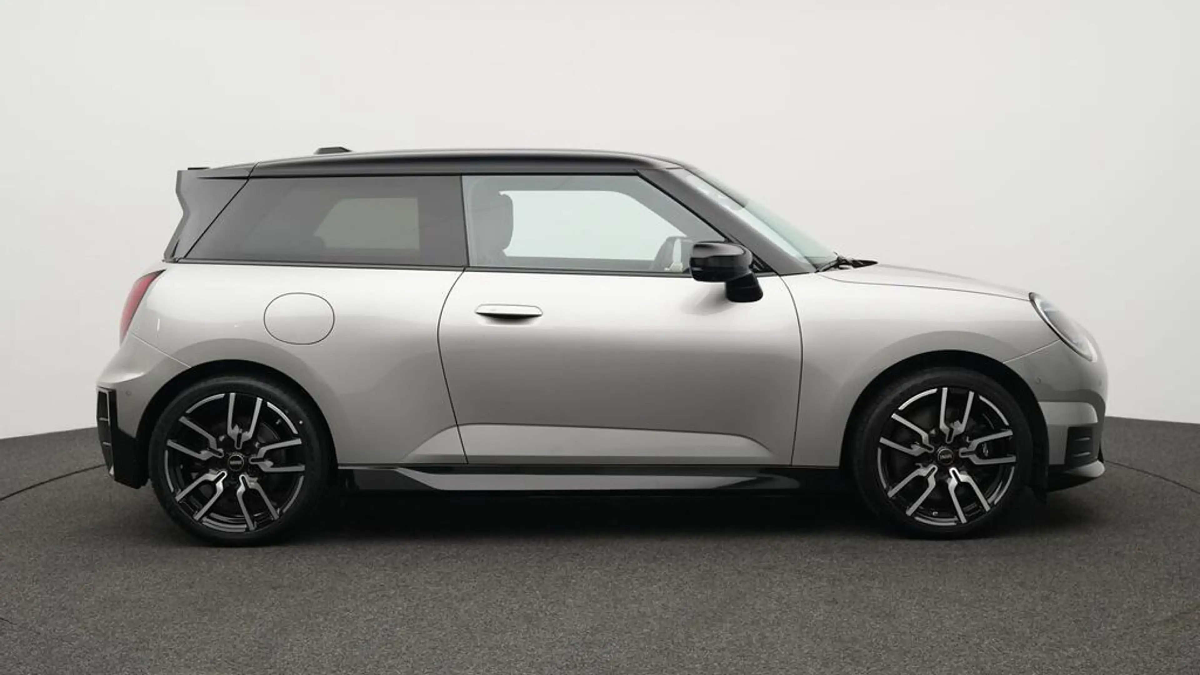 MINI Cooper SE John Cooper Works Trim — photo 3