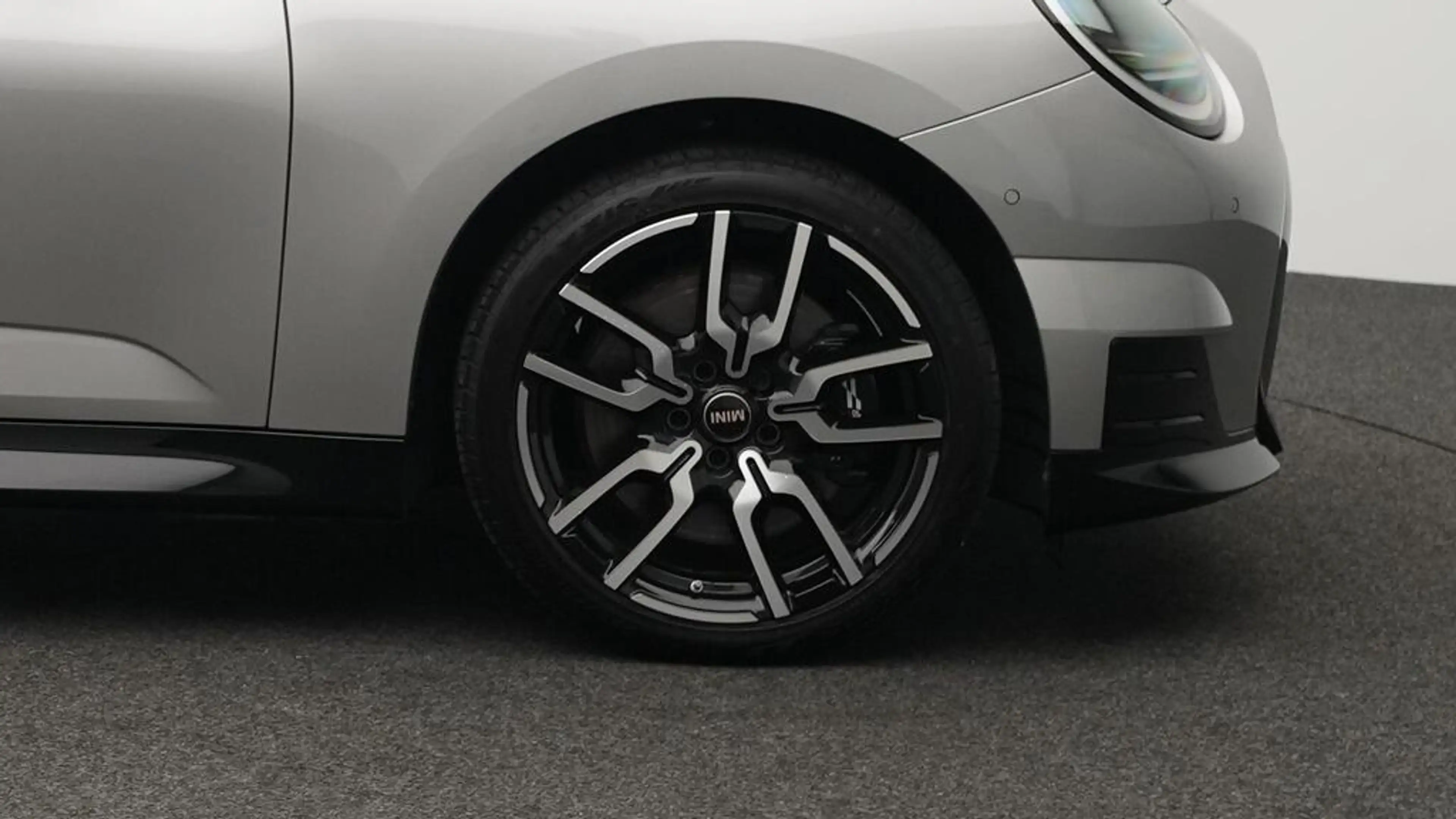 MINI Cooper SE John Cooper Works Trim — photo 10