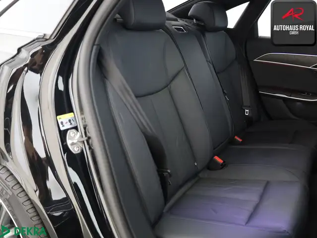 Audi A8 view 12
