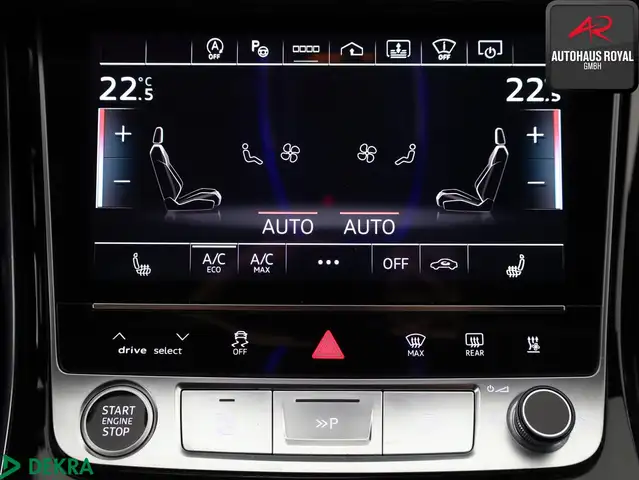 Audi A8 view 22