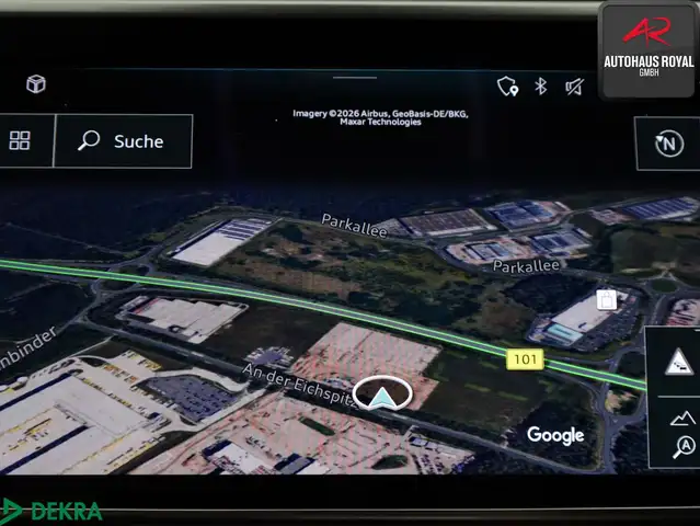 Audi A8 view 16